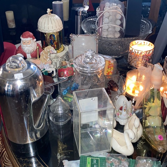 Meet your Posher, Veronica - Picture 1 of 1